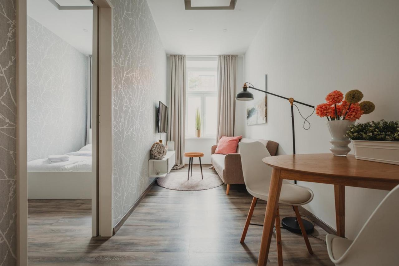 Zeus Design Apartments Sweet Home Wina Bagian luar foto
